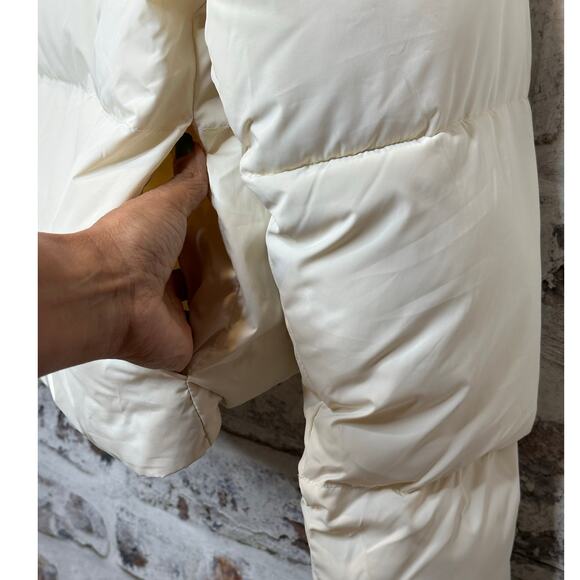 Fabletics Puffer Wander Cropped Womens Jacket Size XXL color: Egret NWT - Picture 9 of 16